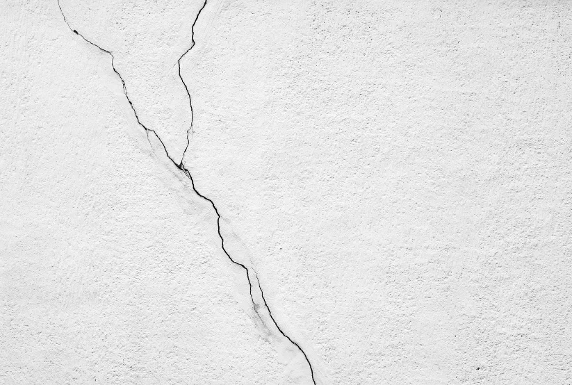 Diagonal-Cracks